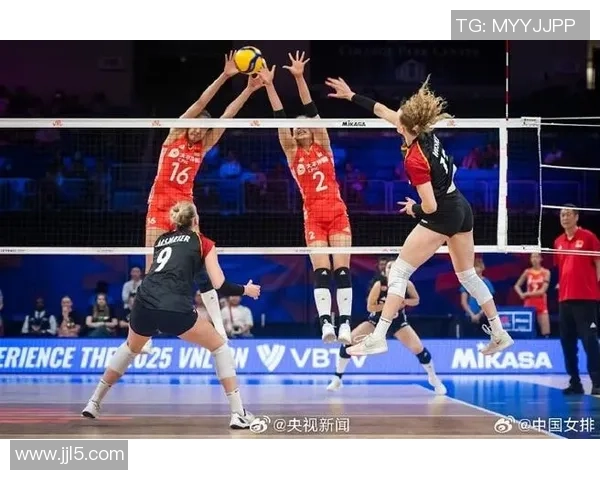 2019年中国女排激战巴西队以三比二逆转获胜展现顽强拼搏精神