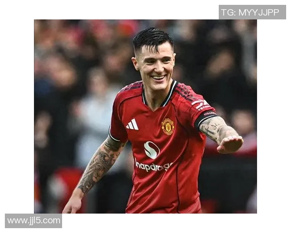 从霍伊伦到谢什科,曼联中锋一直逃不过 “耗材命”:B 费才是真・中锋杀手 从霍伊伦到谢什科,曼联中锋一直逃不过 “耗材命”:B 费才是真・中锋杀手